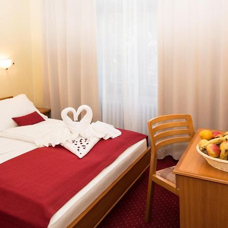 Hotel Kasina Belgrad Zewnętrze zdjęcie