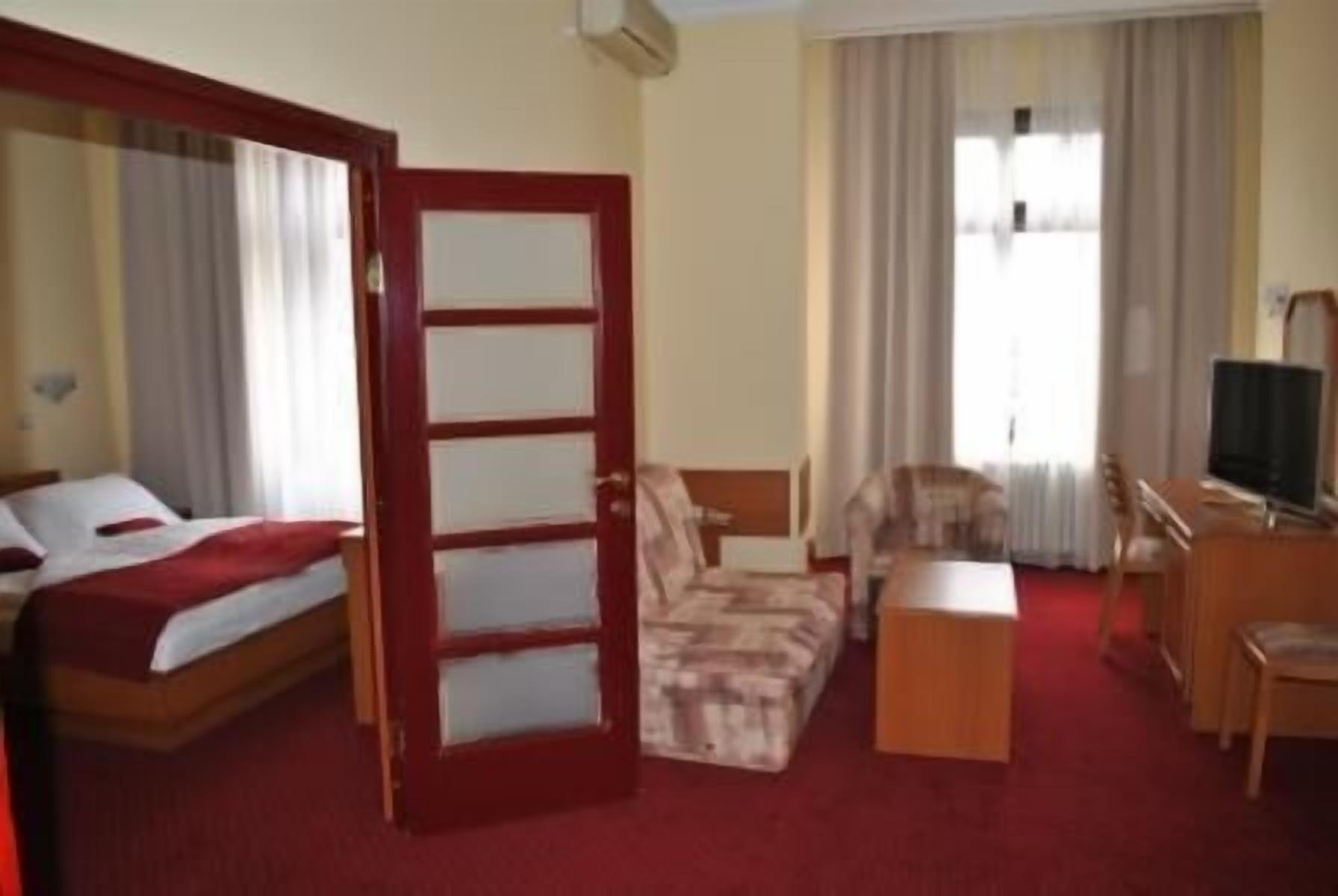 Hotel Kasina Belgrad Zewnętrze zdjęcie