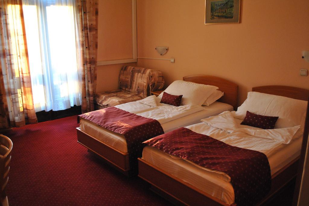 Hotel Kasina Belgrad Zewnętrze zdjęcie