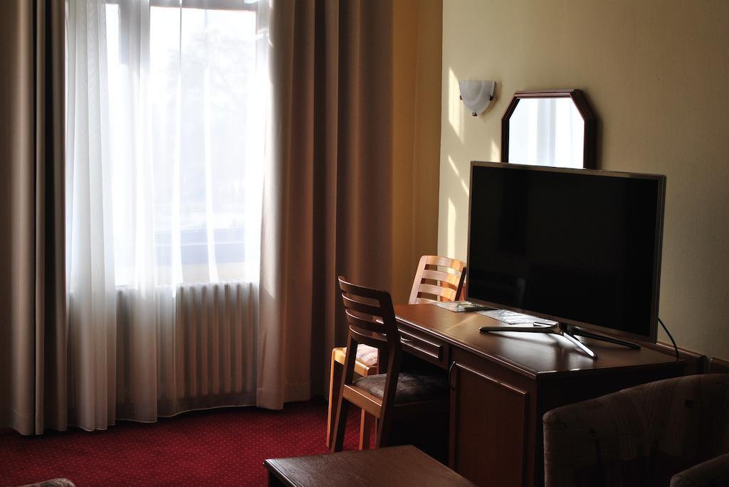 Hotel Kasina Belgrad Zewnętrze zdjęcie