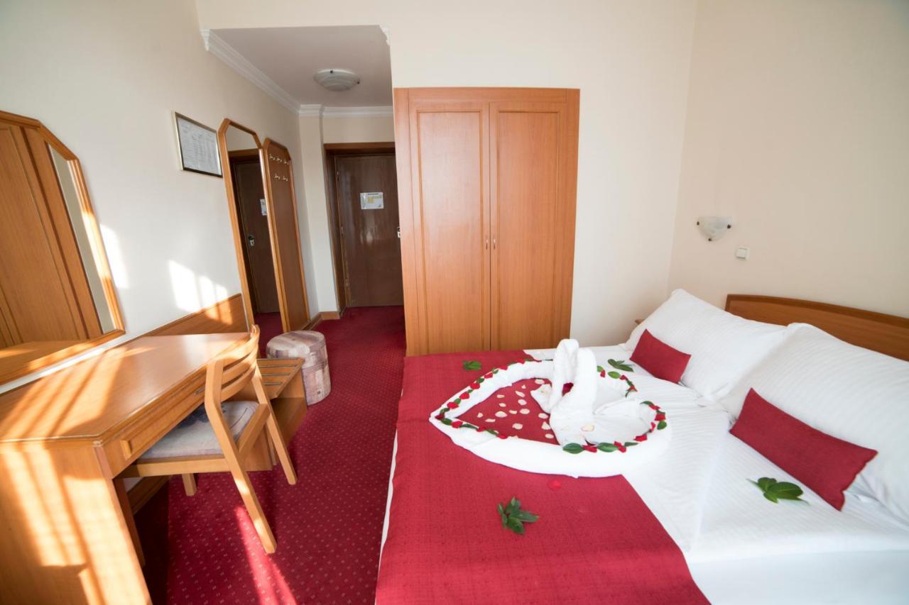 Hotel Kasina Belgrad Zewnętrze zdjęcie