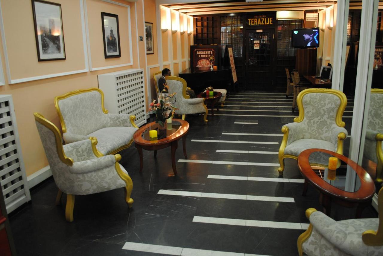 Hotel Kasina Belgrad Zewnętrze zdjęcie