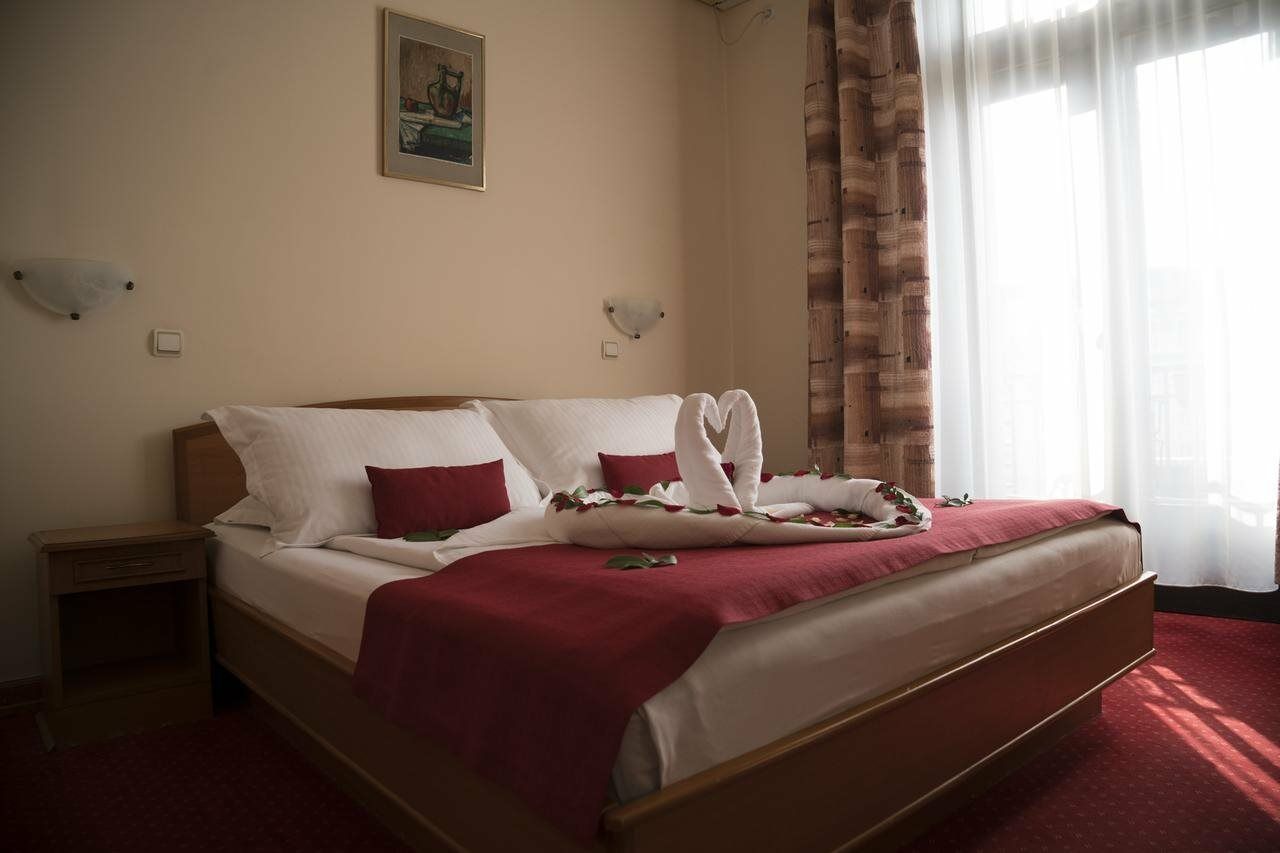 Hotel Kasina Belgrad Zewnętrze zdjęcie